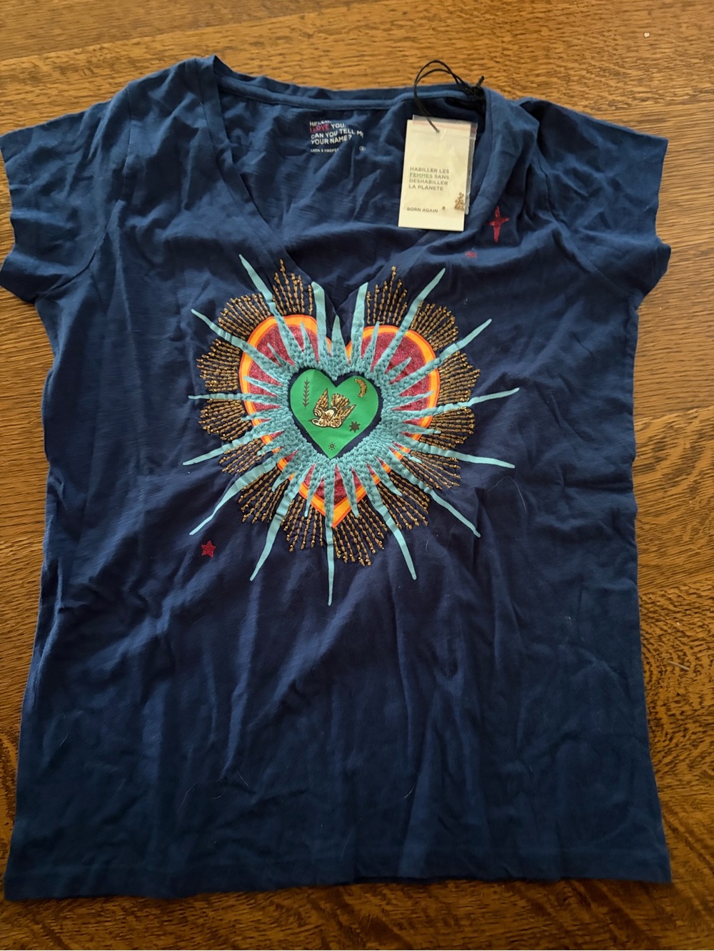 Leon and Harper Navy Graphic Heart Sunburst Tee size S